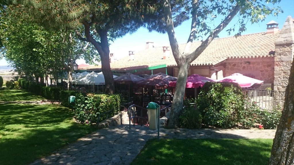 Hotel Restaurante Sonsoles Ávila Extérieur photo